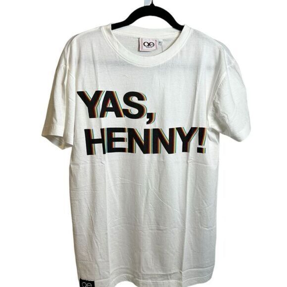 NWT Queer Eye Unisex White Short Sleeve Graphic Tee Shirt “Yes Henny” - Size M - Picture 1 of 6